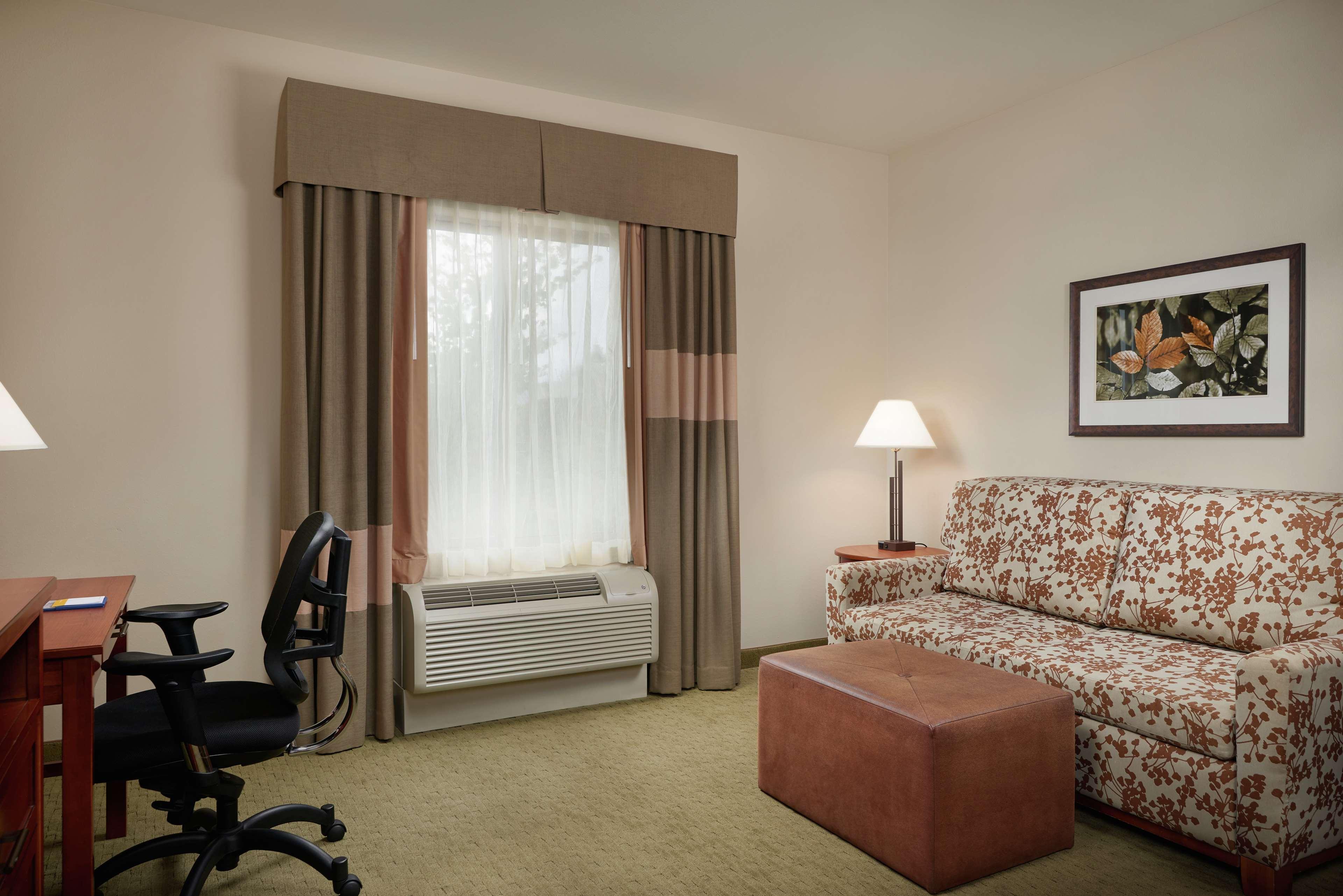 Hampton Inn And Suites Salem Bagian luar foto
