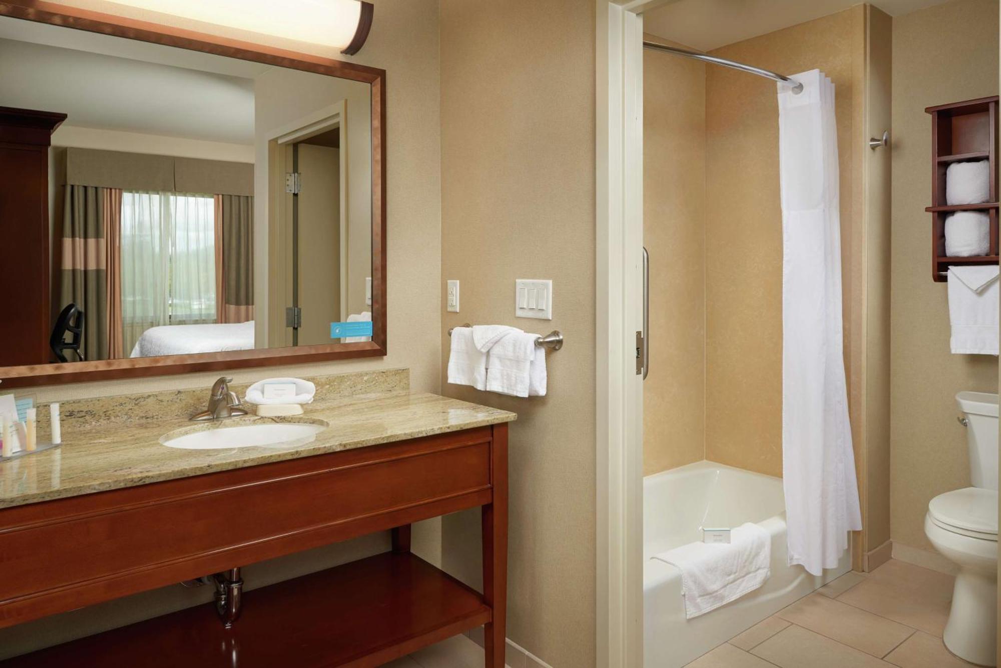 Hampton Inn And Suites Salem Bagian luar foto